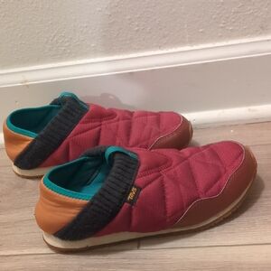 Teva Quilted Slip-On Slippers